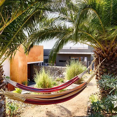Casa De L'albada Bed and Breakfast *