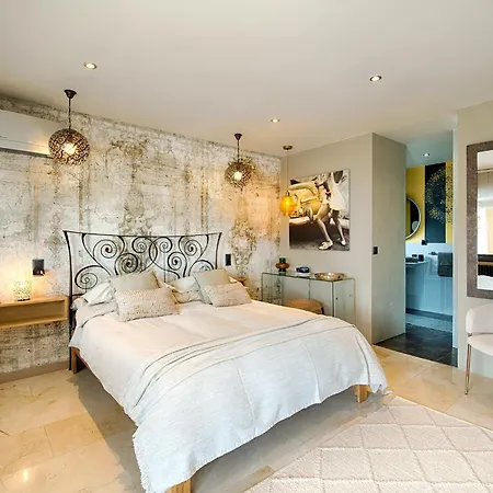 Bed and Breakfast Casa De L'albada *